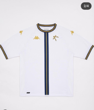 NOTTINGHAM MIEDO F.C. - uniforme 1